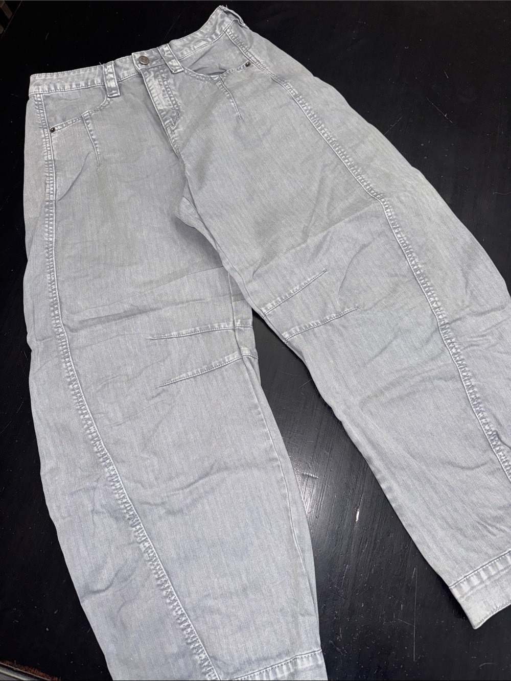urban outfitters gray barrel jeans. size 4. good used condition.
